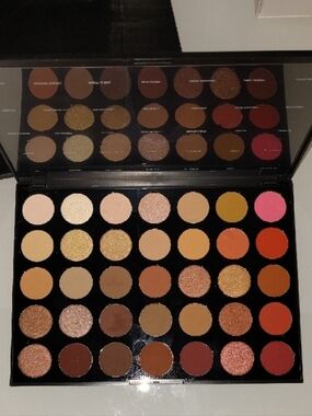 MORPHE -350 SUPERNATURAL GLOW Eyeshadow Palette